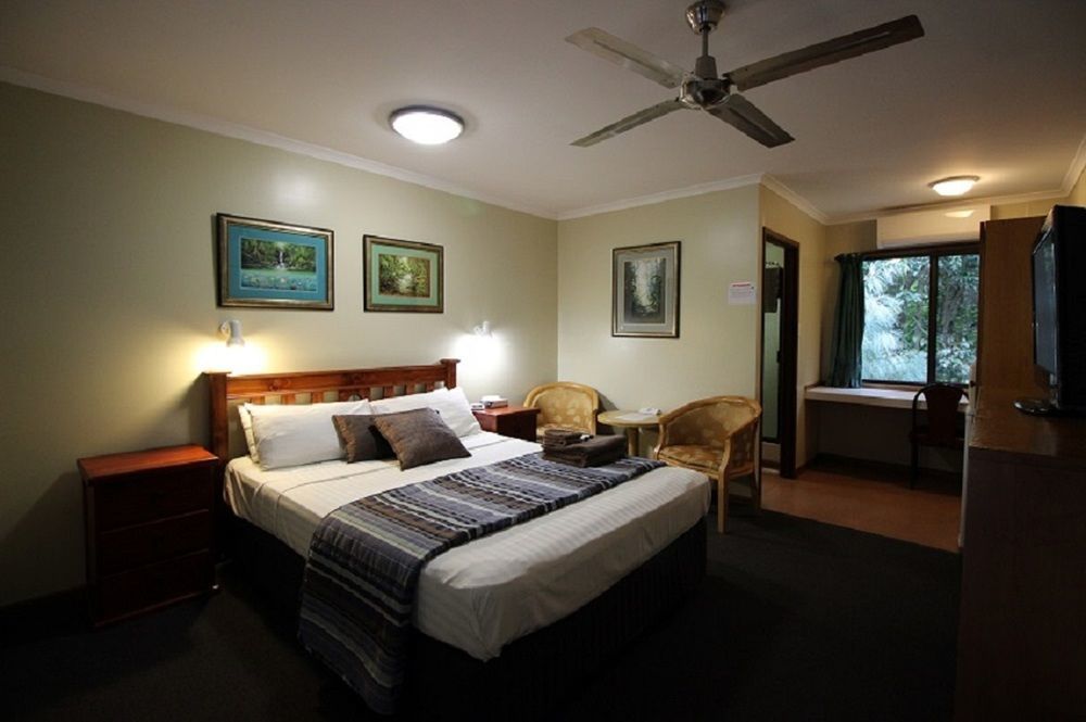 Atherton Hinterland Motel Экстерьер фото